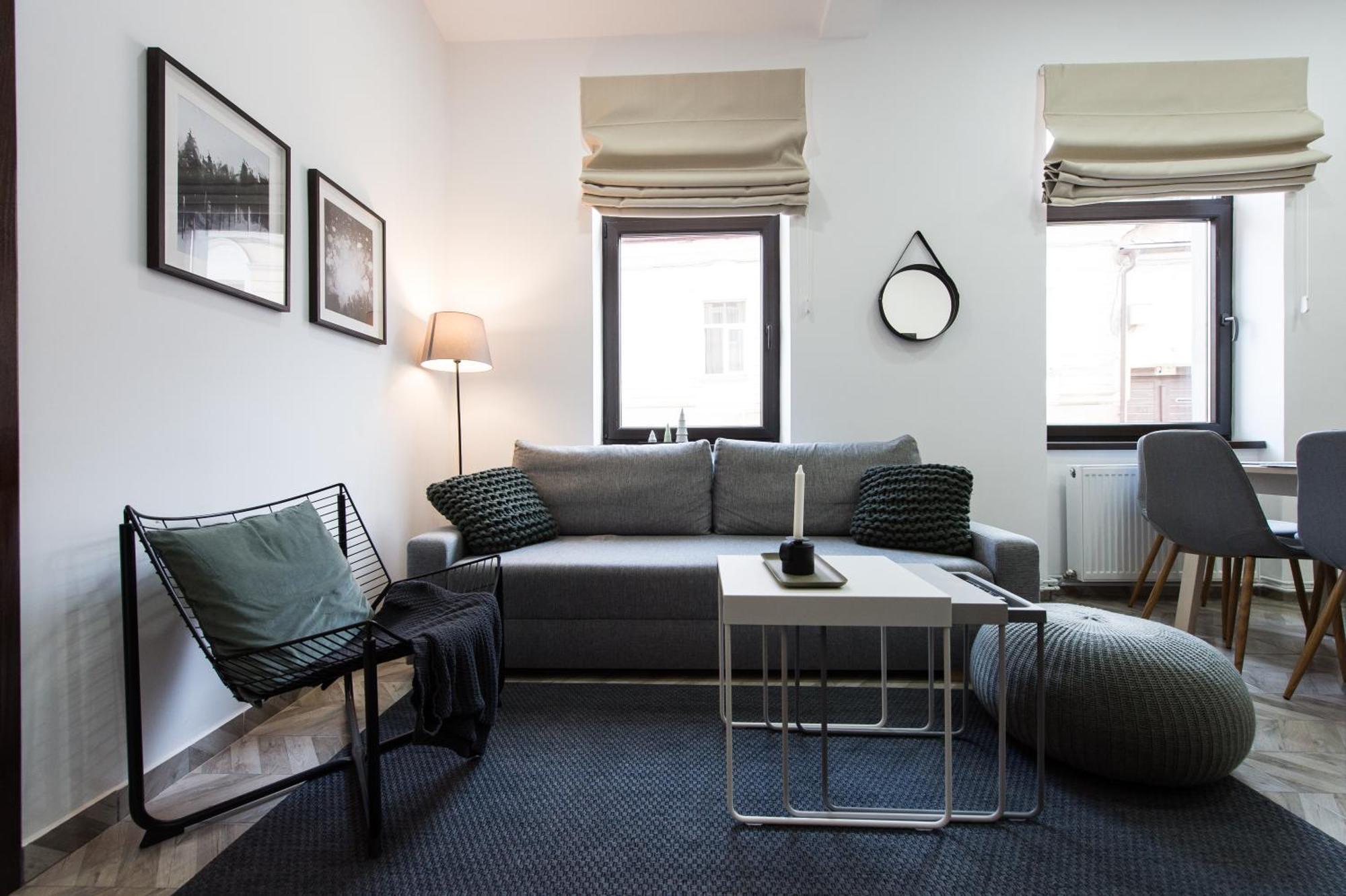 布拉索夫Charming Old Town Flat With Mountain View公寓 外观 照片