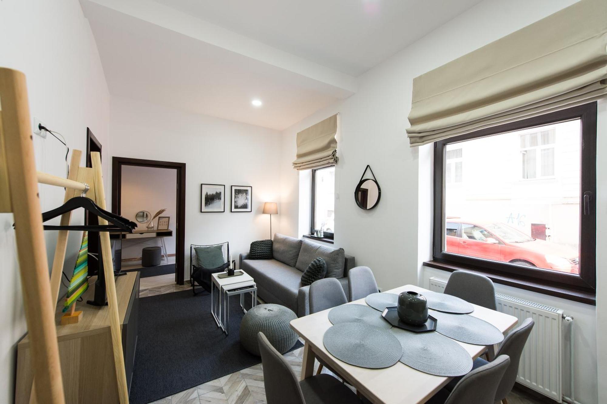 布拉索夫Charming Old Town Flat With Mountain View公寓 外观 照片