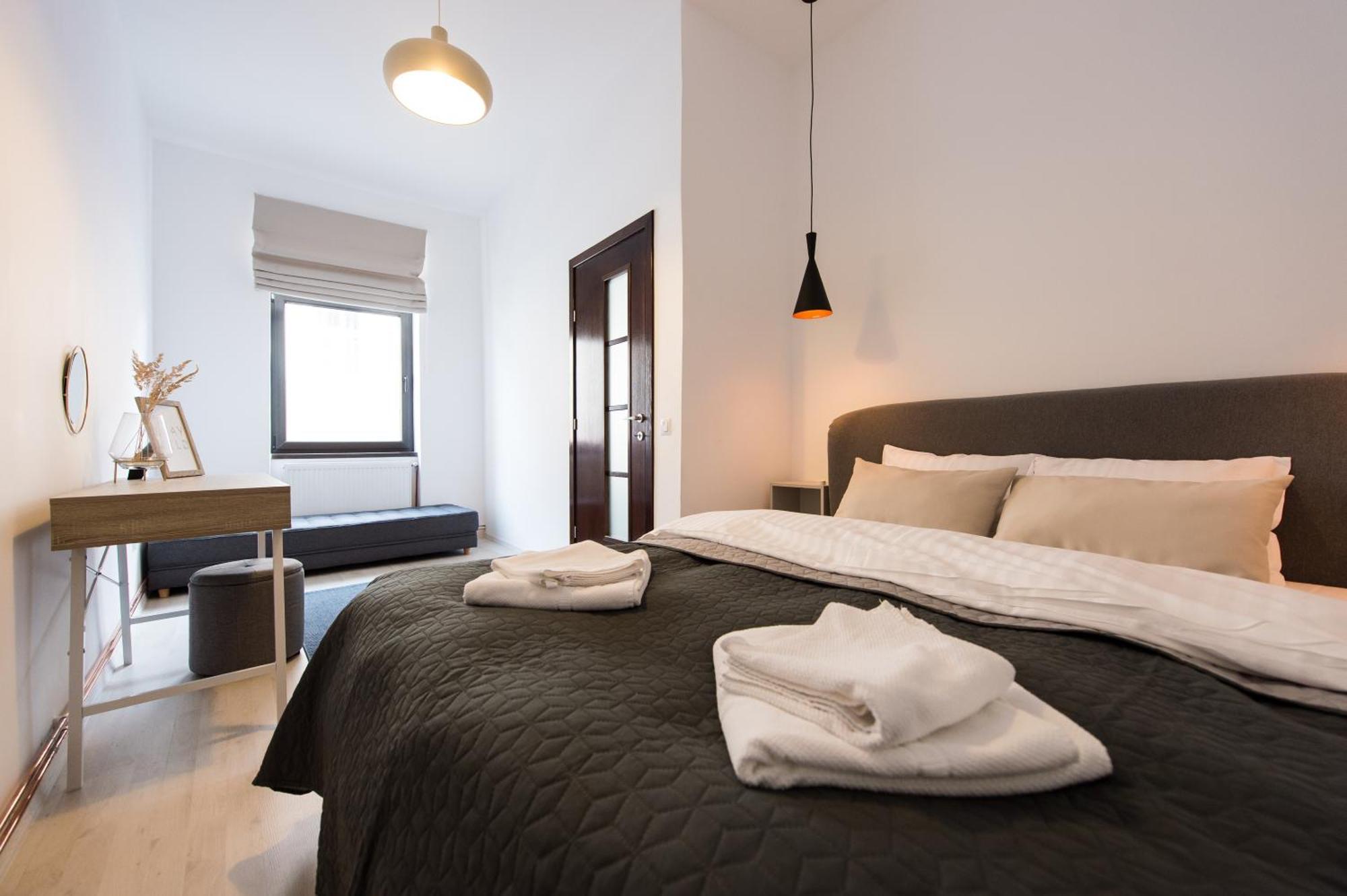 布拉索夫Charming Old Town Flat With Mountain View公寓 外观 照片