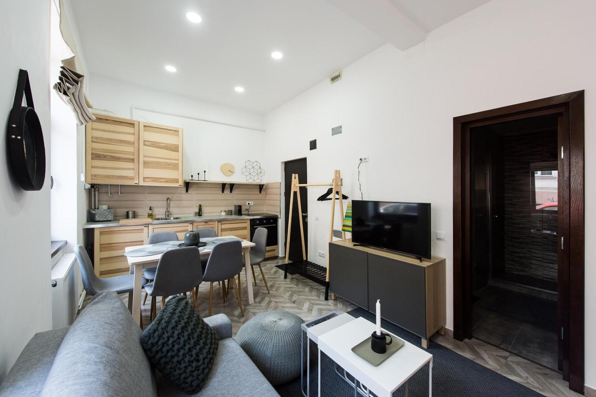 布拉索夫Charming Old Town Flat With Mountain View公寓 外观 照片